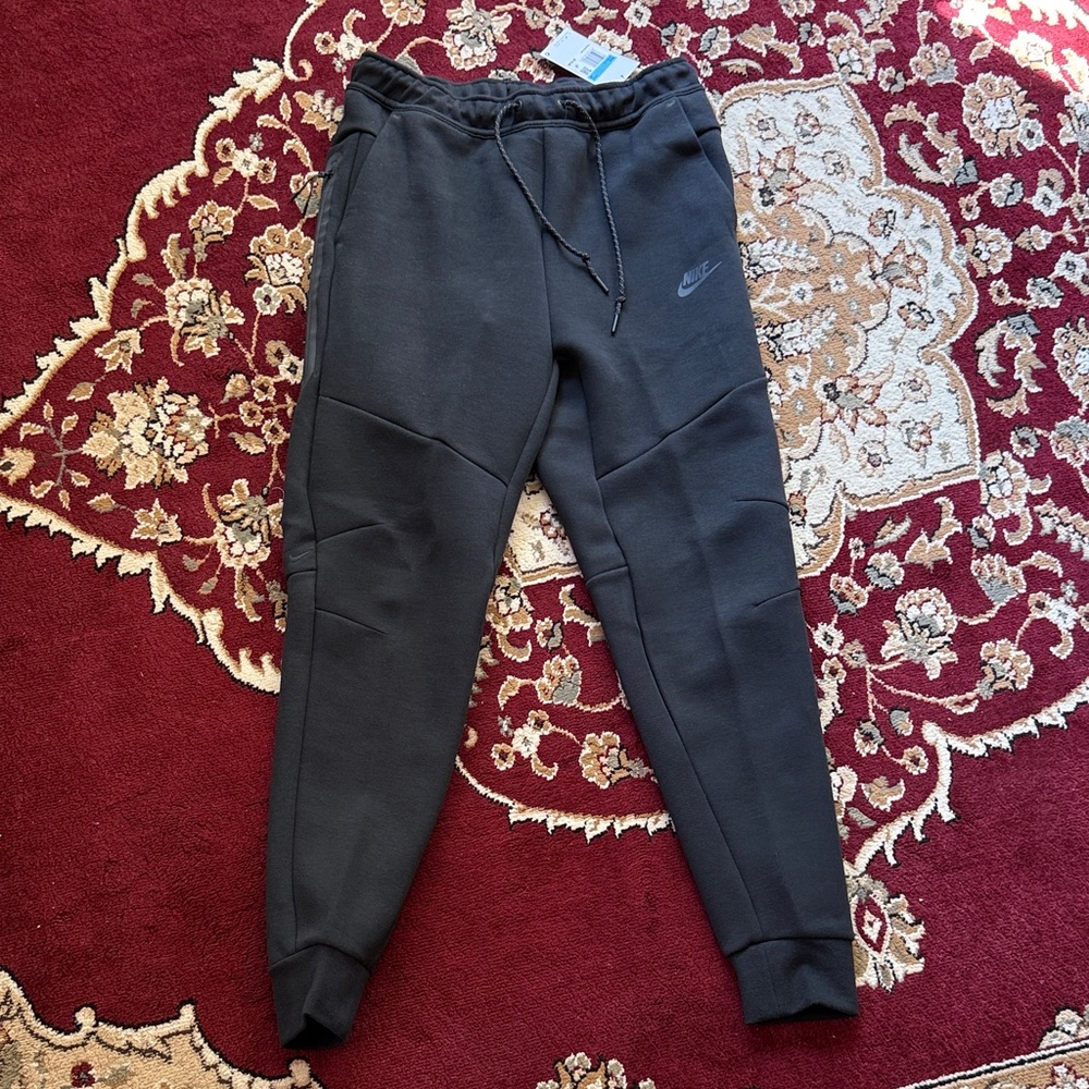 Nike Tech Men's M Fleece Joggers Black/Black